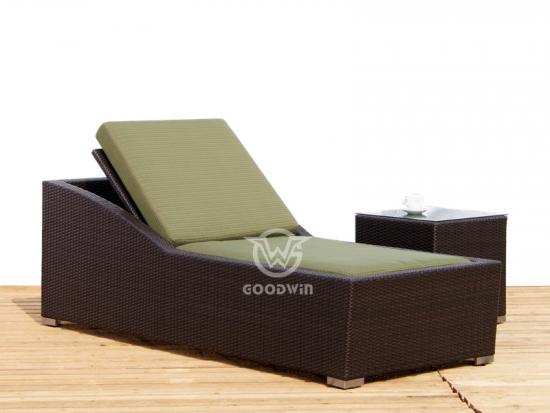 Rattan Wicker Chaise Lounger