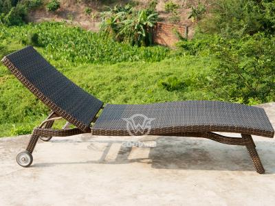 Outdoor Wicker Rattan  Chaise Lounge With Wheels