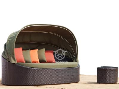All Weather Synthetic Wicker Sun Bed With Canopy
