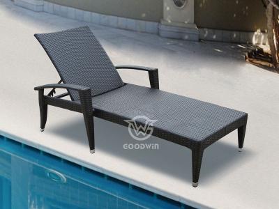 Rattan Sunbed With Armrest
