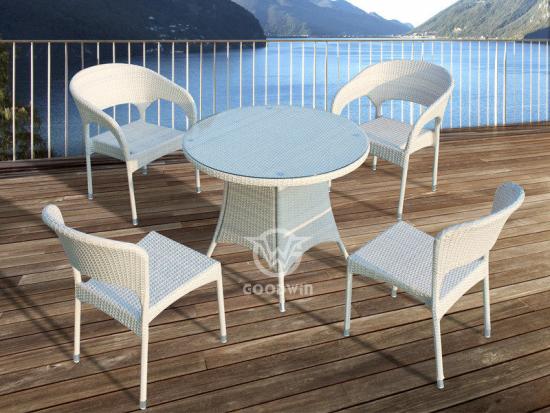 4 Seat Outdoor Dining Set