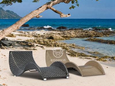 S Shape Rattan Sun Lounge